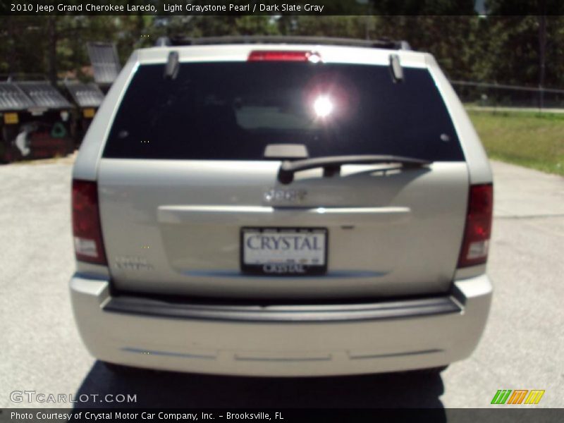 Light Graystone Pearl / Dark Slate Gray 2010 Jeep Grand Cherokee Laredo