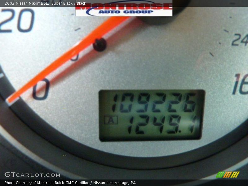 Super Black / Black 2003 Nissan Maxima SE