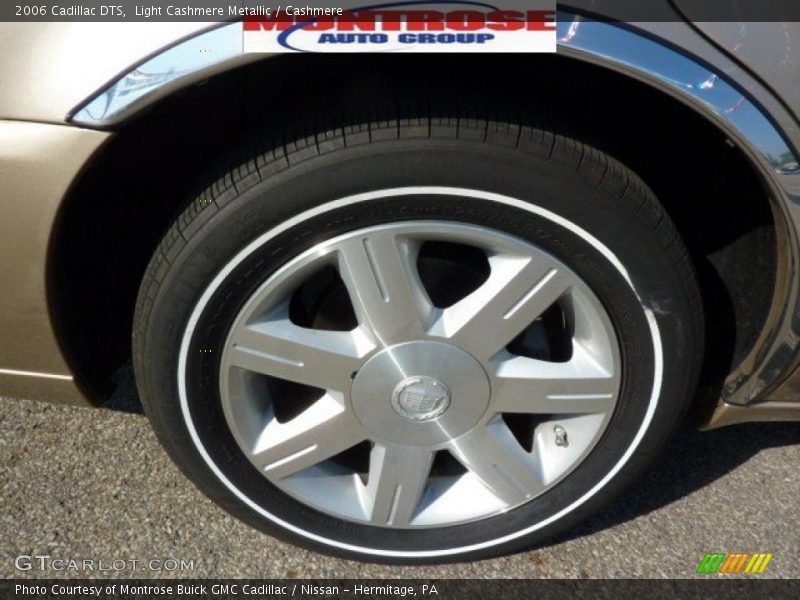 Light Cashmere Metallic / Cashmere 2006 Cadillac DTS