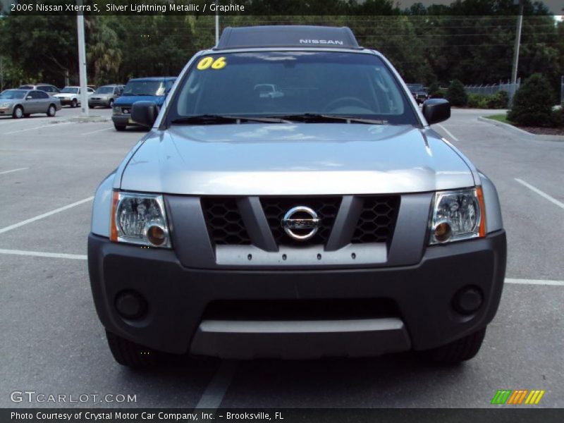 Silver Lightning Metallic / Graphite 2006 Nissan Xterra S