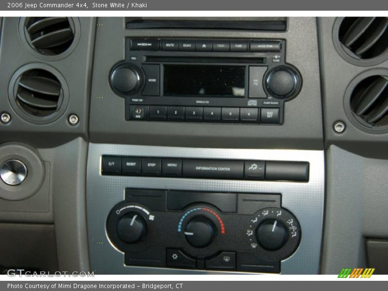 Stone White / Khaki 2006 Jeep Commander 4x4