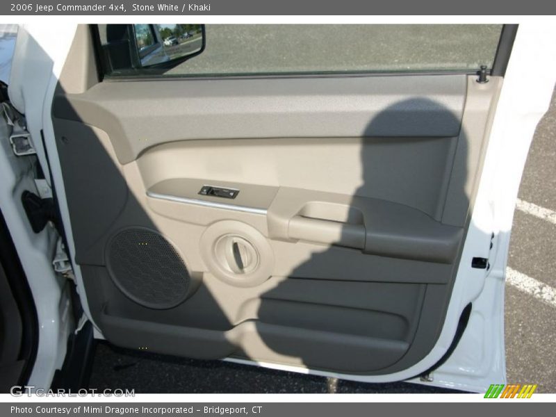 Stone White / Khaki 2006 Jeep Commander 4x4