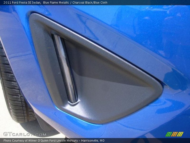 Blue Flame Metallic / Charcoal Black/Blue Cloth 2011 Ford Fiesta SE Sedan