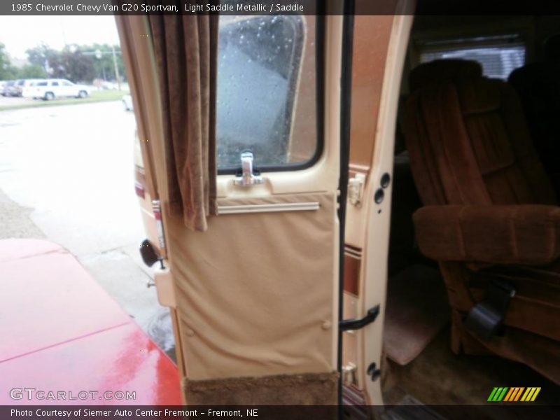 Light Saddle Metallic / Saddle 1985 Chevrolet Chevy Van G20 Sportvan