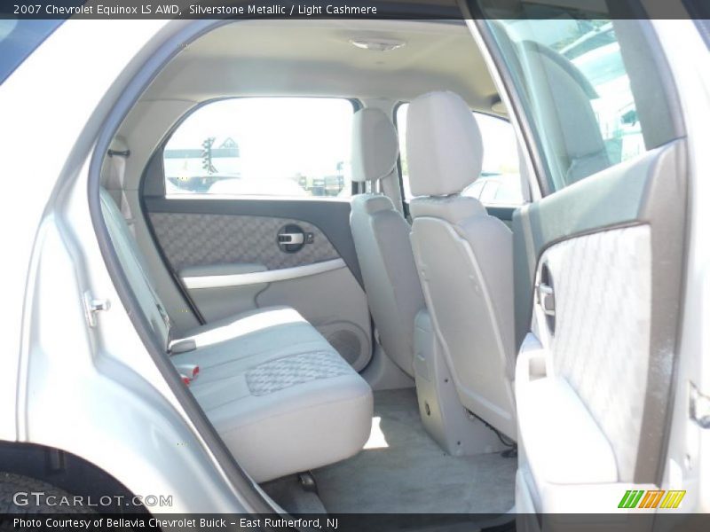 Silverstone Metallic / Light Cashmere 2007 Chevrolet Equinox LS AWD