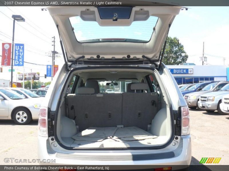 Silverstone Metallic / Light Cashmere 2007 Chevrolet Equinox LS AWD