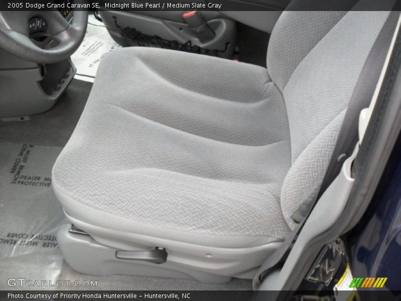 Midnight Blue Pearl / Medium Slate Gray 2005 Dodge Grand Caravan SE