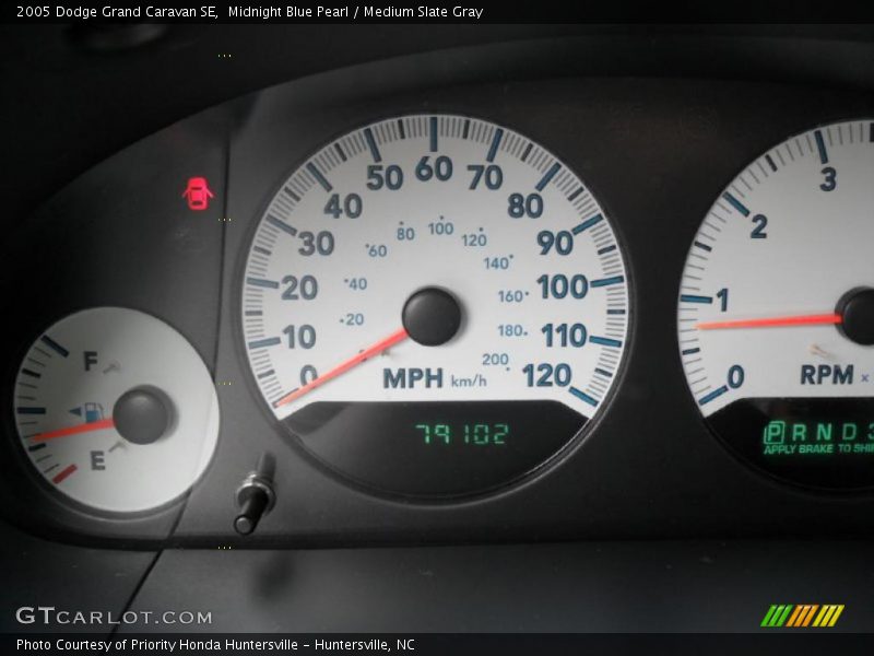 Midnight Blue Pearl / Medium Slate Gray 2005 Dodge Grand Caravan SE