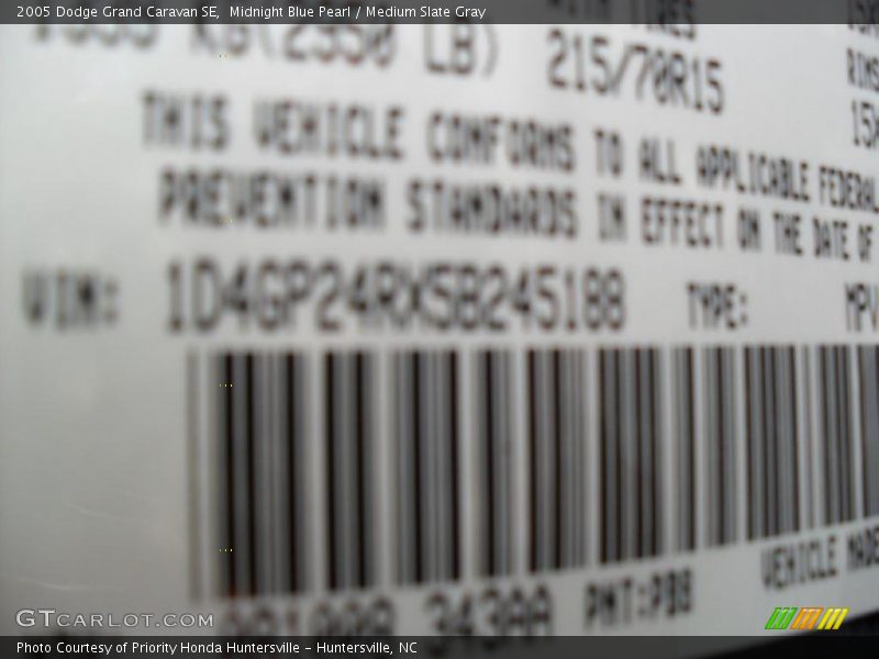 Midnight Blue Pearl / Medium Slate Gray 2005 Dodge Grand Caravan SE