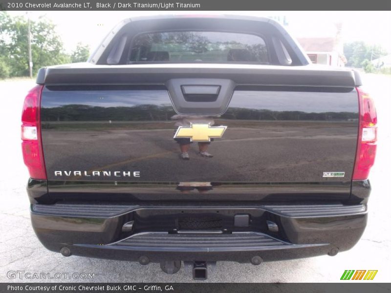Black / Dark Titanium/Light Titanium 2010 Chevrolet Avalanche LT