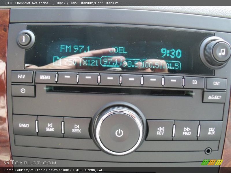 Black / Dark Titanium/Light Titanium 2010 Chevrolet Avalanche LT