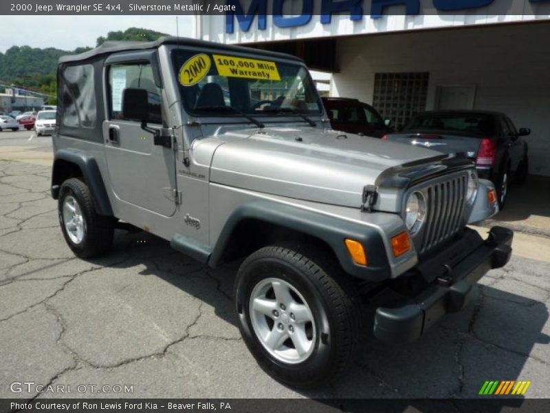 Silverstone Metallic / Agate 2000 Jeep Wrangler SE 4x4