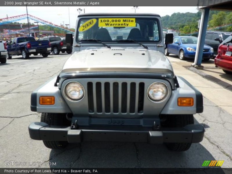 Silverstone Metallic / Agate 2000 Jeep Wrangler SE 4x4