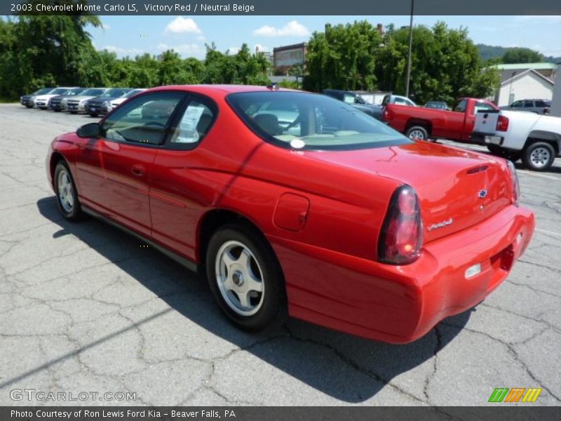 Victory Red / Neutral Beige 2003 Chevrolet Monte Carlo LS
