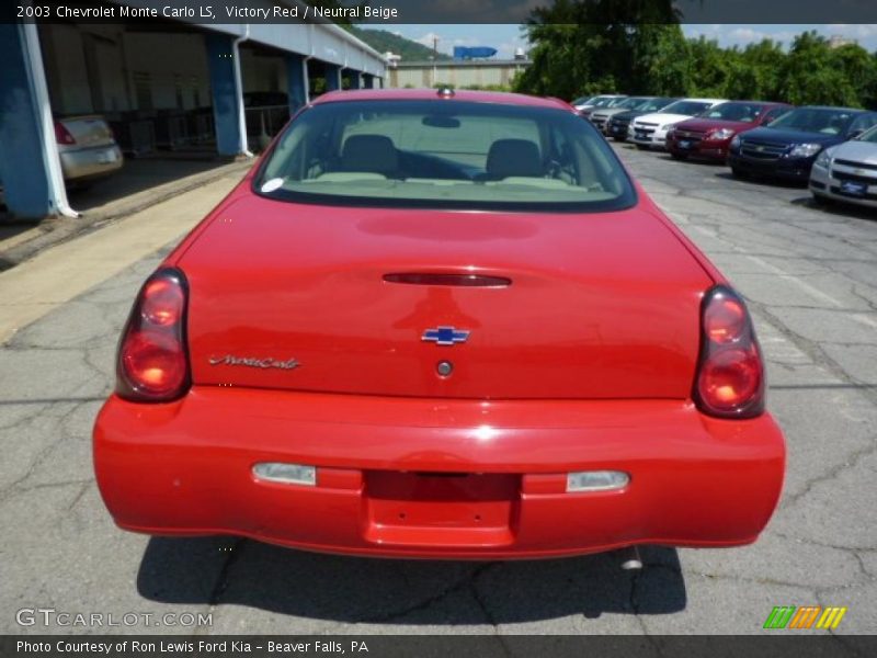 Victory Red / Neutral Beige 2003 Chevrolet Monte Carlo LS