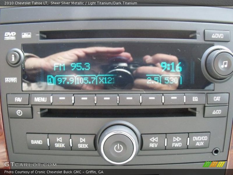 Sheer Silver Metallic / Light Titanium/Dark Titanium 2010 Chevrolet Tahoe LT