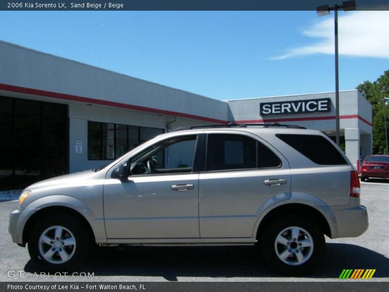Sand Beige / Beige 2006 Kia Sorento LX