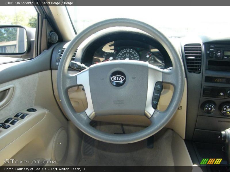 Sand Beige / Beige 2006 Kia Sorento LX