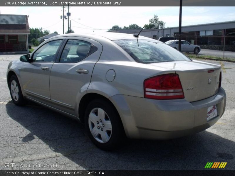 Light Sandstone Metallic / Dark Slate Gray 2009 Dodge Avenger SE