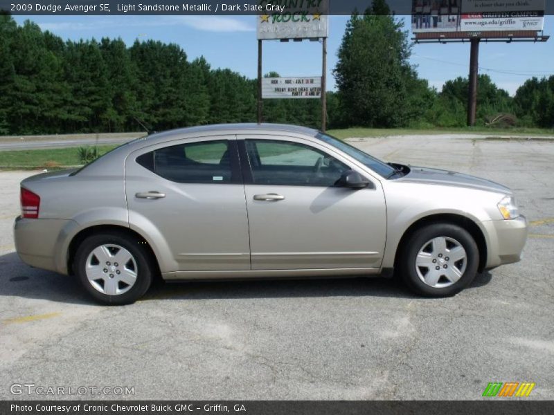 Light Sandstone Metallic / Dark Slate Gray 2009 Dodge Avenger SE