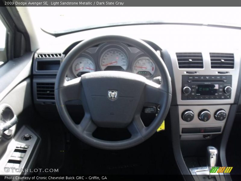 Light Sandstone Metallic / Dark Slate Gray 2009 Dodge Avenger SE