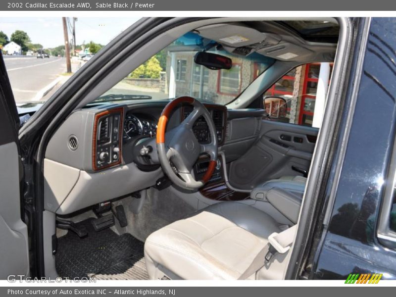 Sable Black / Pewter 2002 Cadillac Escalade AWD