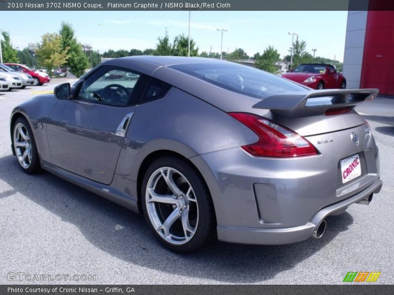 Platinum Graphite / NISMO Black/Red Cloth 2010 Nissan 370Z NISMO Coupe