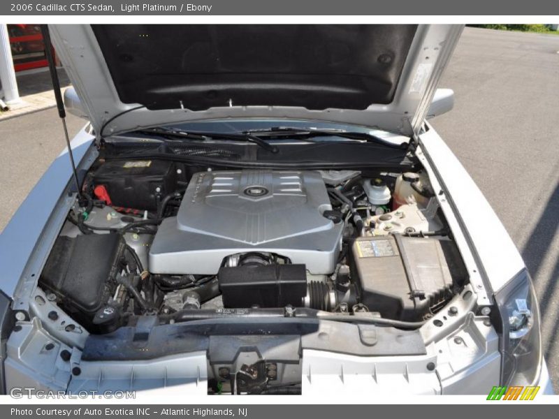 Light Platinum / Ebony 2006 Cadillac CTS Sedan