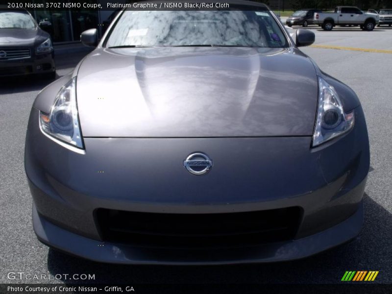 Platinum Graphite / NISMO Black/Red Cloth 2010 Nissan 370Z NISMO Coupe