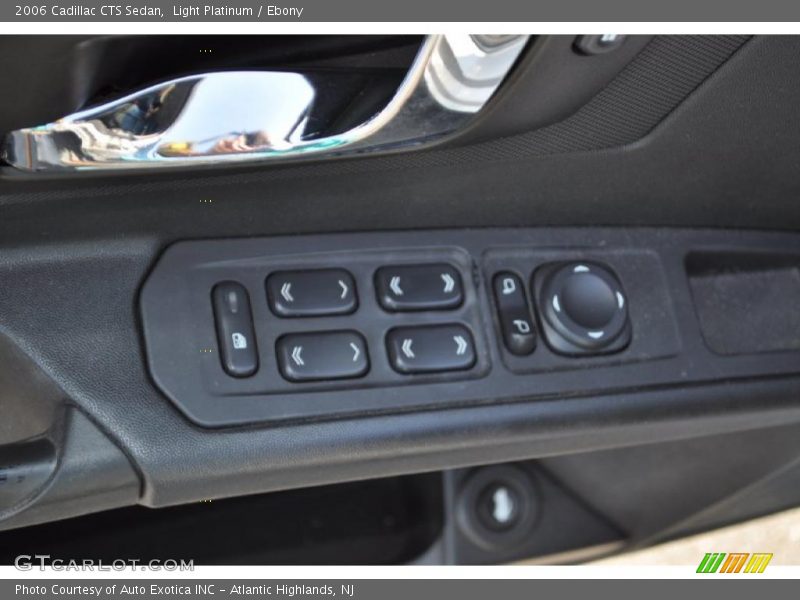 Light Platinum / Ebony 2006 Cadillac CTS Sedan