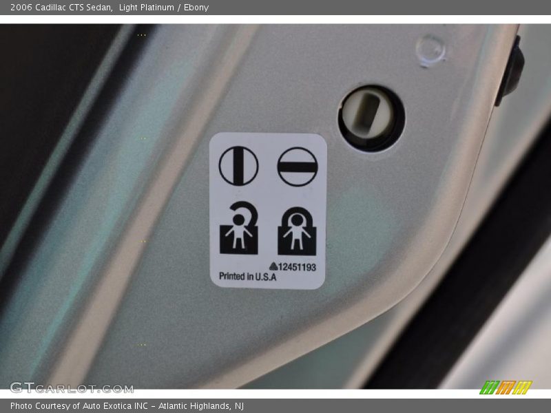 Light Platinum / Ebony 2006 Cadillac CTS Sedan