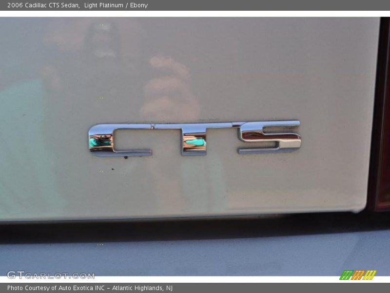 Light Platinum / Ebony 2006 Cadillac CTS Sedan