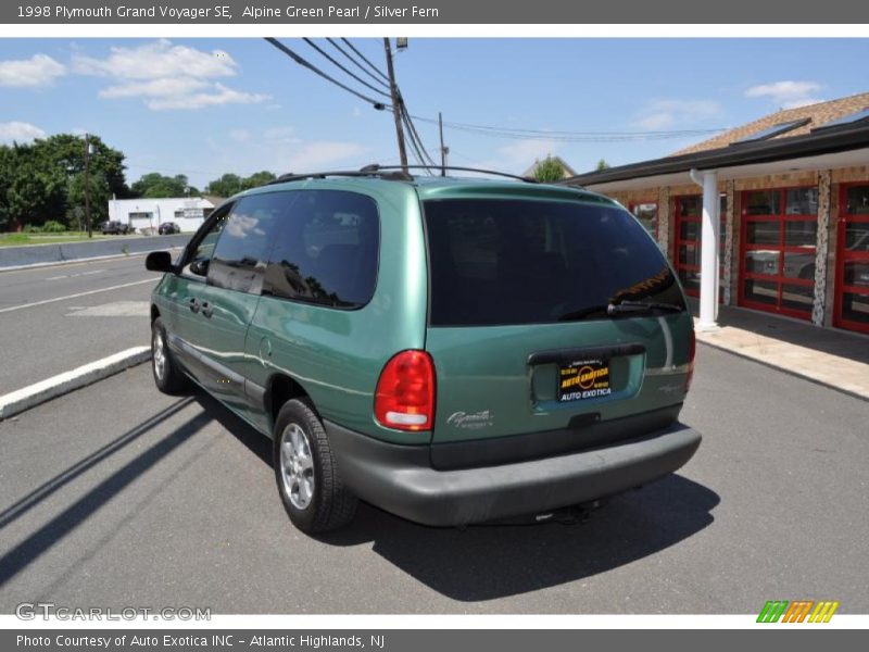 Alpine Green Pearl / Silver Fern 1998 Plymouth Grand Voyager SE