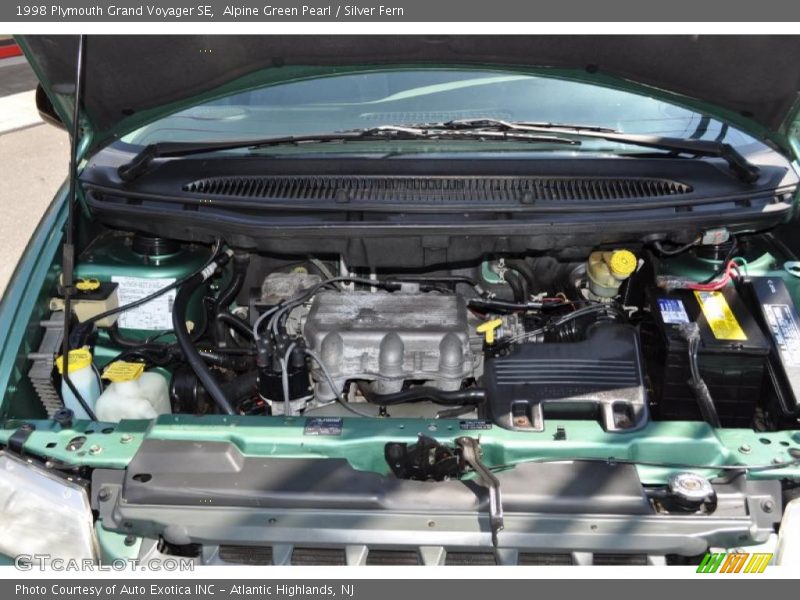 Alpine Green Pearl / Silver Fern 1998 Plymouth Grand Voyager SE