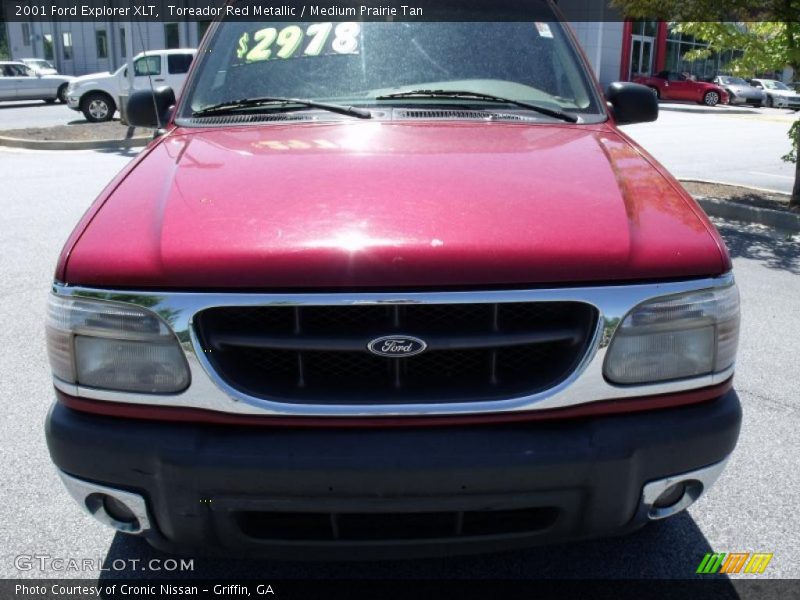 Toreador Red Metallic / Medium Prairie Tan 2001 Ford Explorer XLT