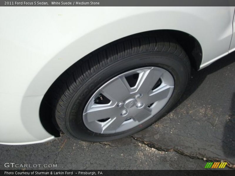 White Suede / Medium Stone 2011 Ford Focus S Sedan