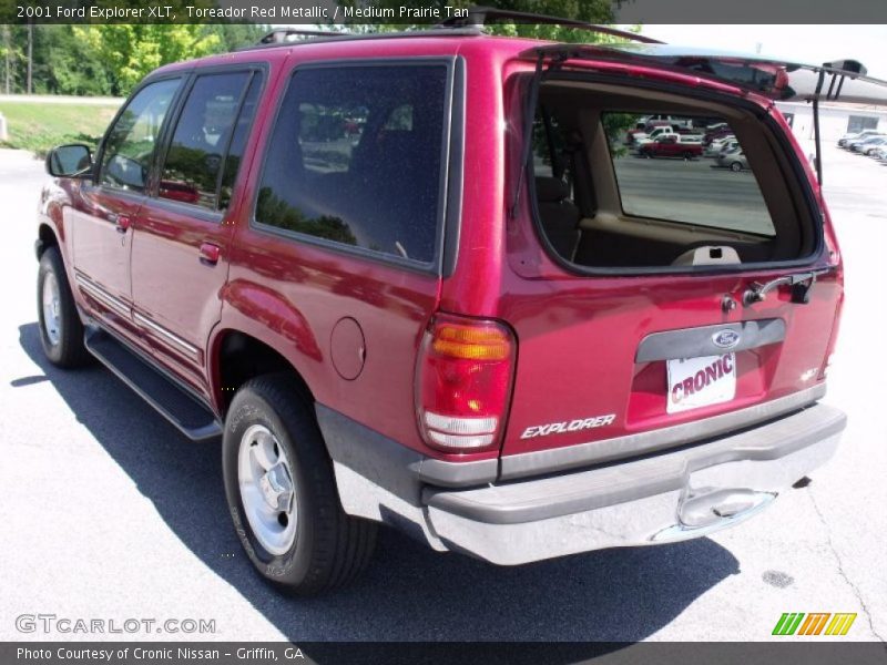 Toreador Red Metallic / Medium Prairie Tan 2001 Ford Explorer XLT