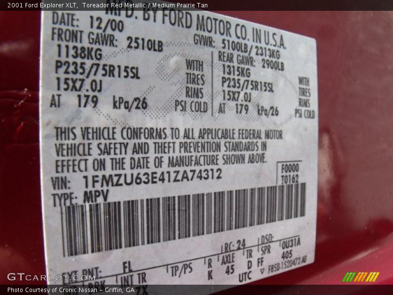 Toreador Red Metallic / Medium Prairie Tan 2001 Ford Explorer XLT