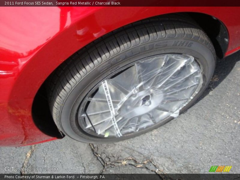 Sangria Red Metallic / Charcoal Black 2011 Ford Focus SES Sedan