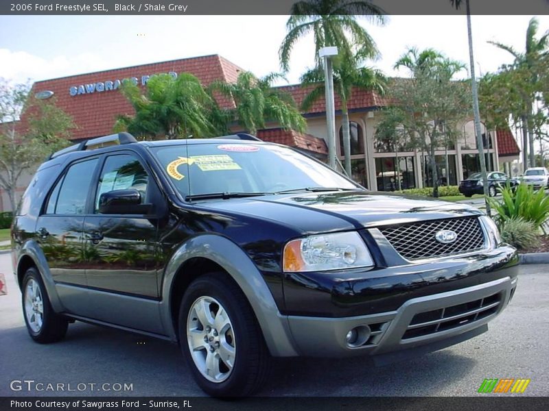 Black / Shale Grey 2006 Ford Freestyle SEL