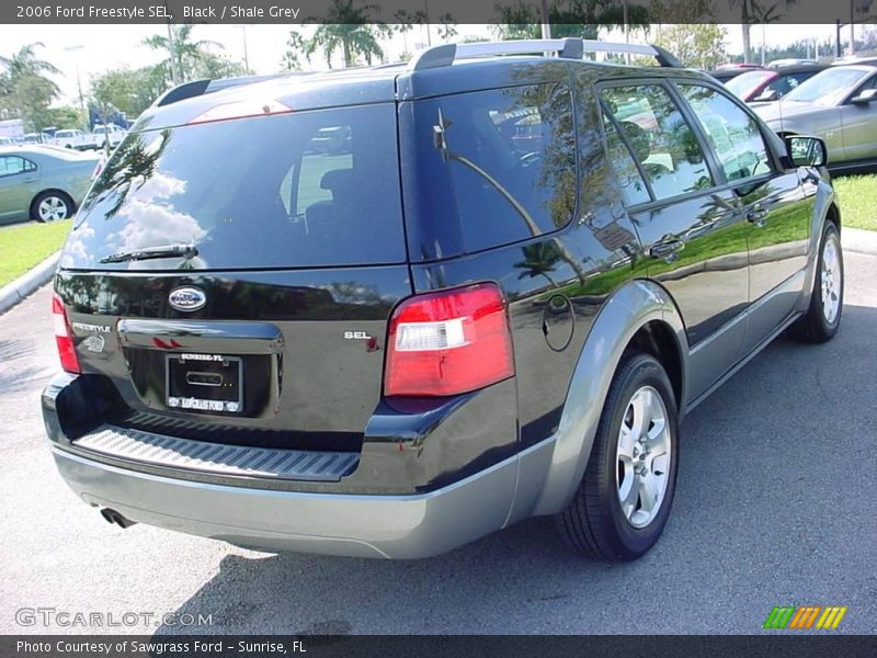 Black / Shale Grey 2006 Ford Freestyle SEL