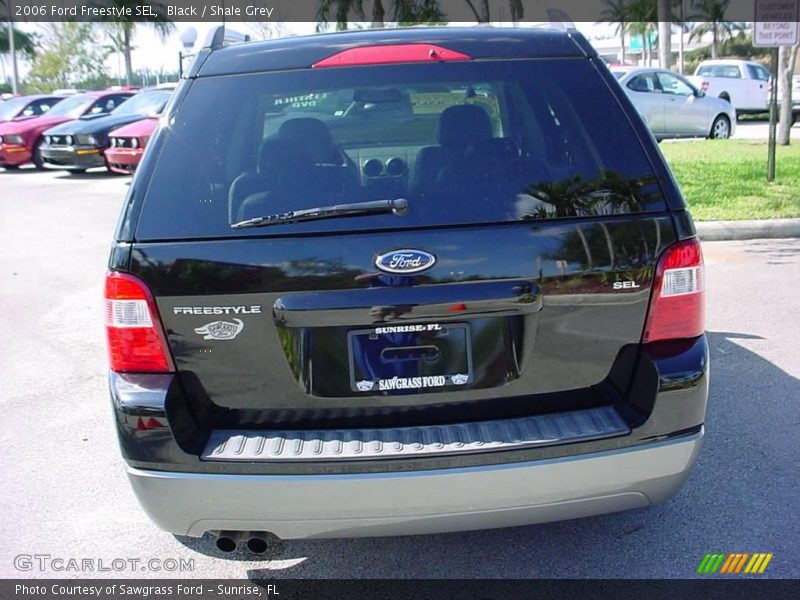 Black / Shale Grey 2006 Ford Freestyle SEL