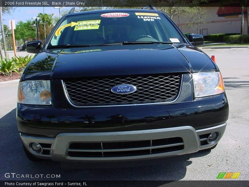 Black / Shale Grey 2006 Ford Freestyle SEL