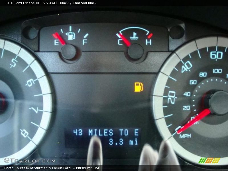 Black / Charcoal Black 2010 Ford Escape XLT V6 4WD