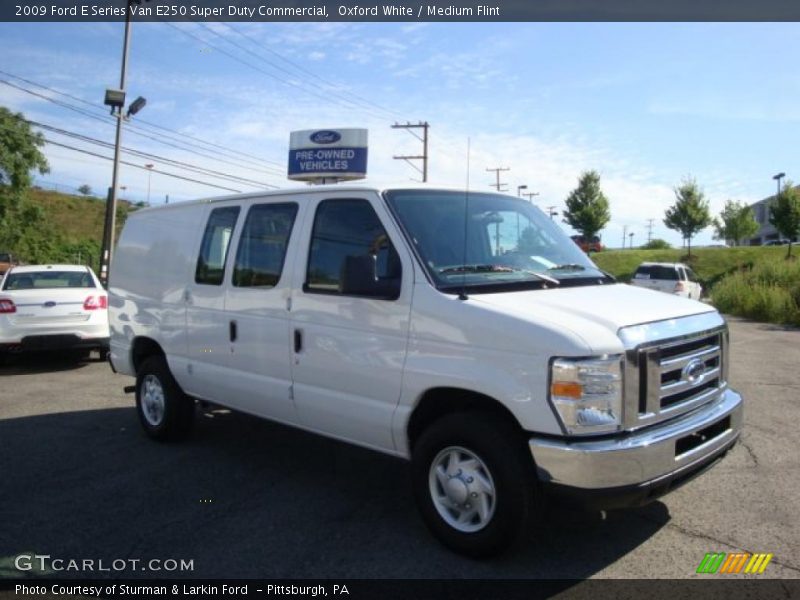 Oxford White / Medium Flint 2009 Ford E Series Van E250 Super Duty Commercial