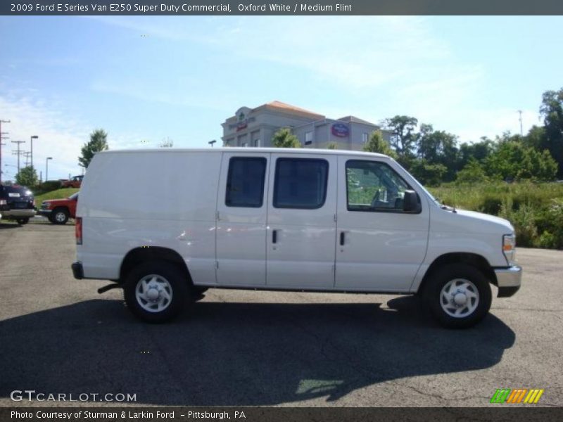 Oxford White / Medium Flint 2009 Ford E Series Van E250 Super Duty Commercial