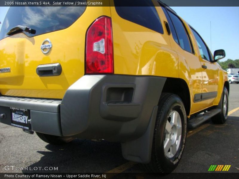 Solar Yellow / Steel/Graphite 2006 Nissan Xterra S 4x4