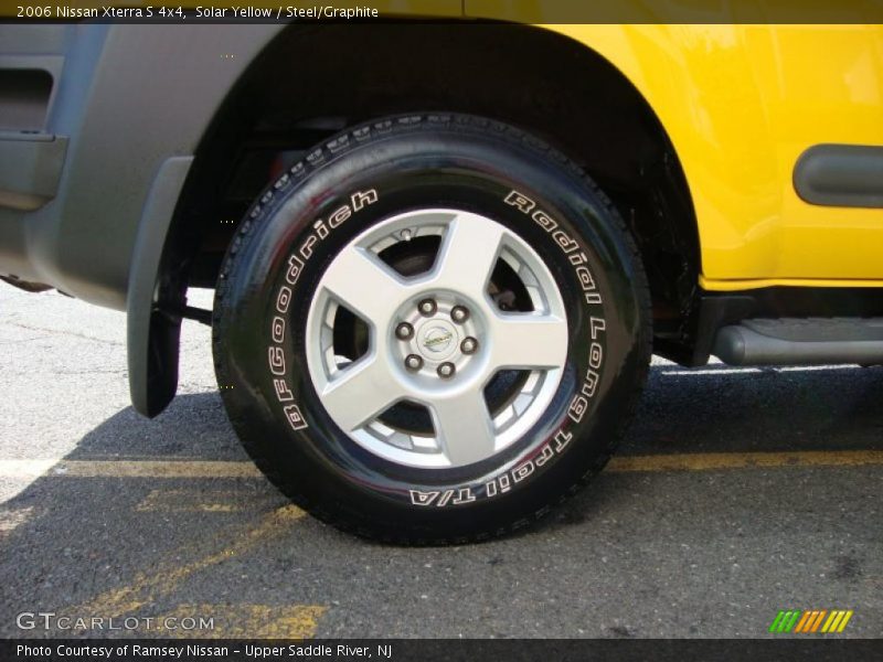 Solar Yellow / Steel/Graphite 2006 Nissan Xterra S 4x4