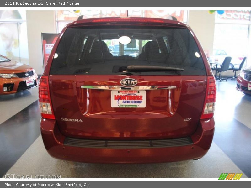 Claret Red / Beige 2011 Kia Sedona EX