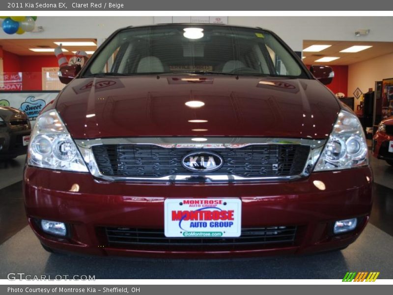 Claret Red / Beige 2011 Kia Sedona EX
